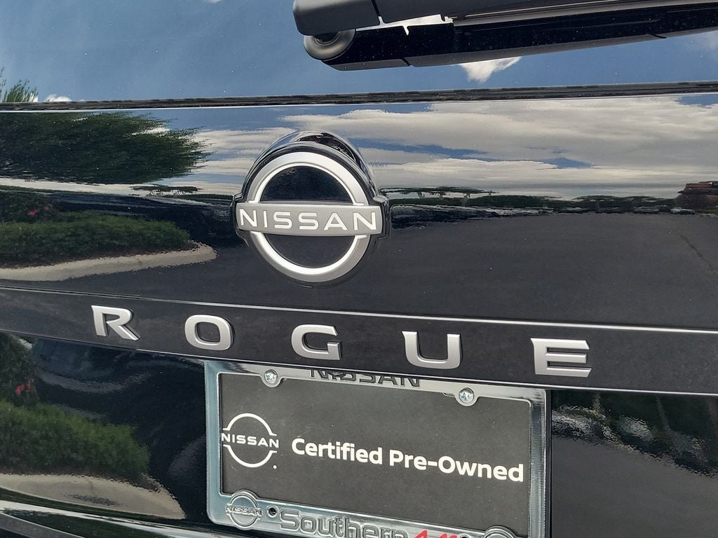 2025 Nissan Rogue SL