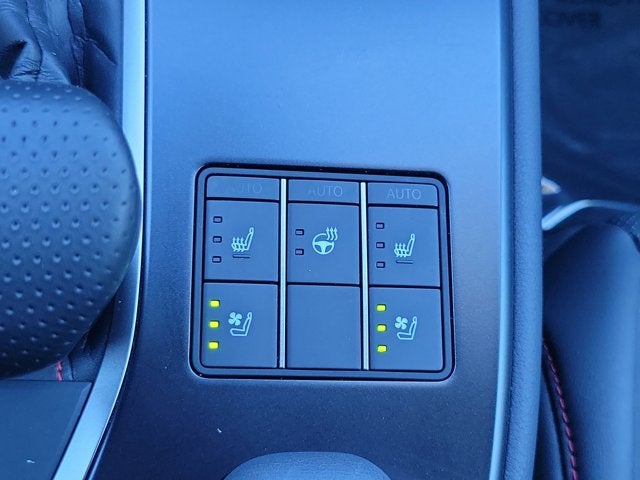 2024 Lexus UX 250h F SPORT Handling