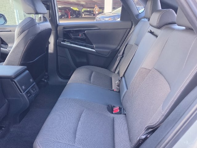 2025 Toyota bZ4X XLE