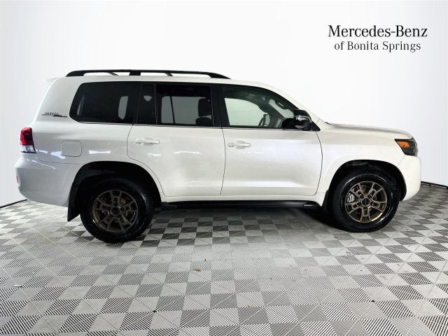 2020 Toyota Land Cruiser Heritage Edition