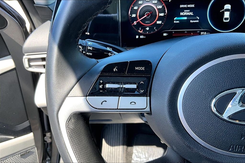 2022 Hyundai Elantra Limited