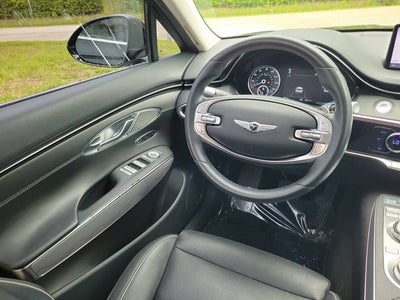 2022 Genesis GV70 2.5T