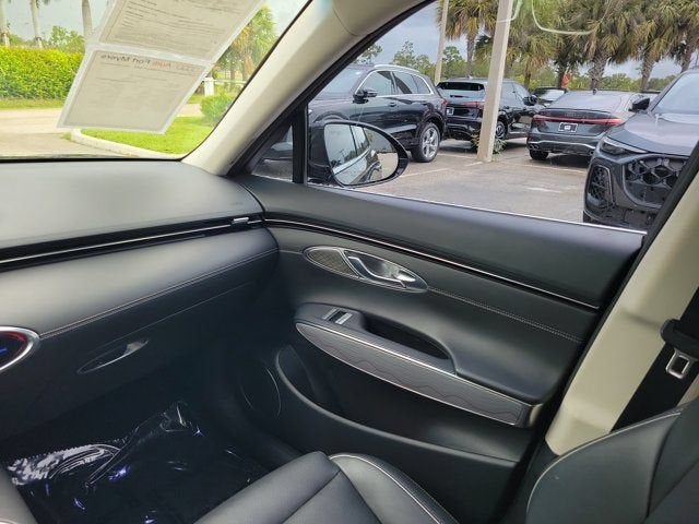 2022 Genesis GV70 2.5T