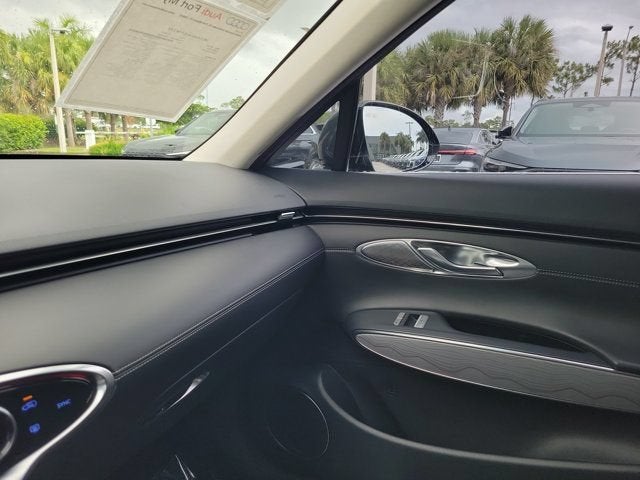 2022 Genesis GV70 2.5T