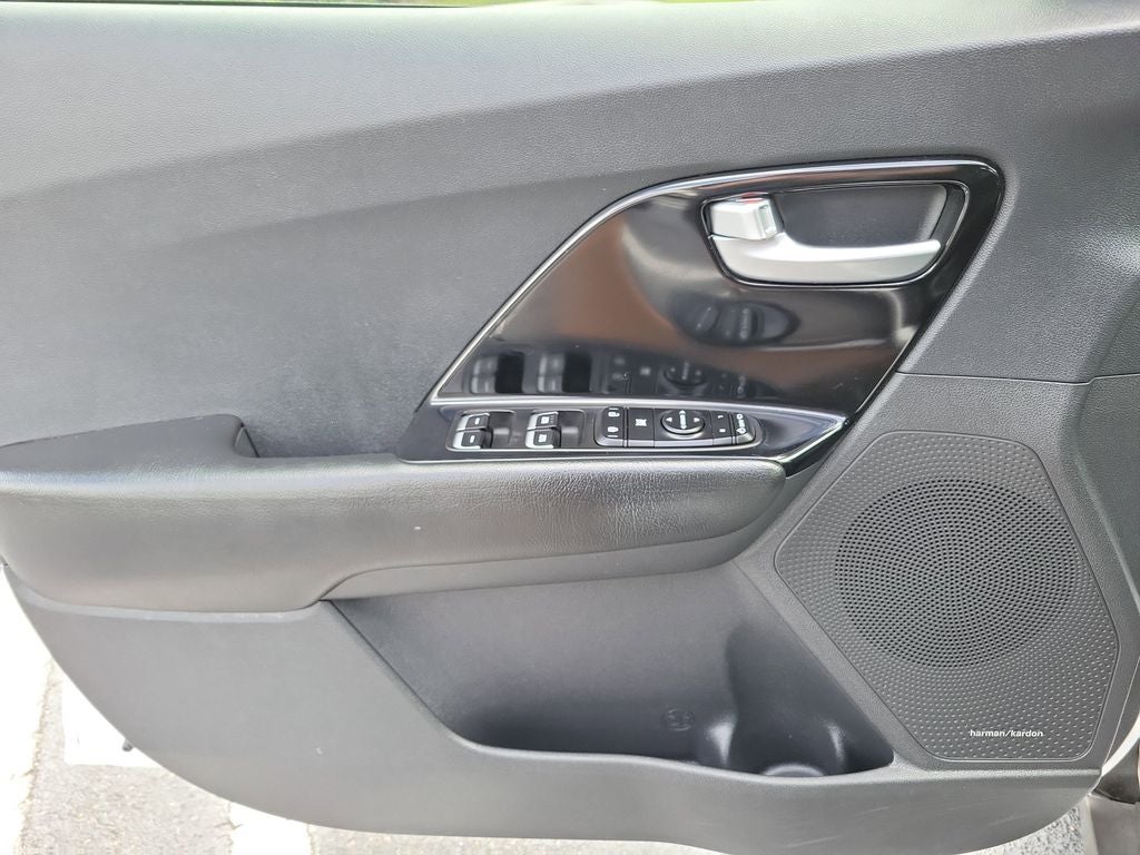 2022 Kia Niro EV EX