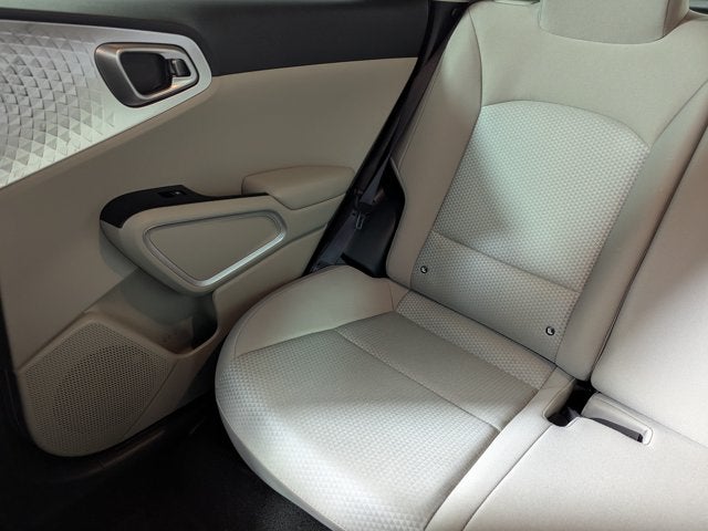 2024 Kia Soul LX IVT