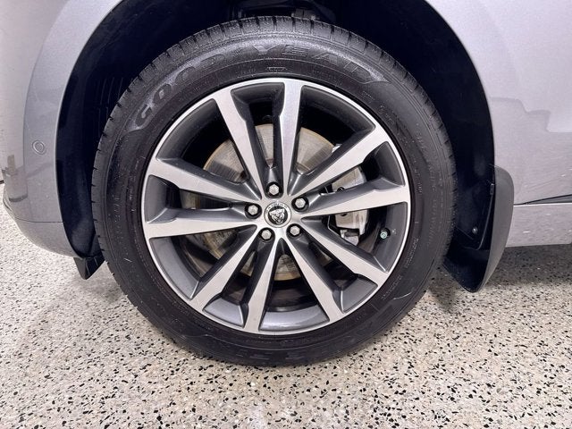 2026 Jaguar F-PACE R-Dynamic S