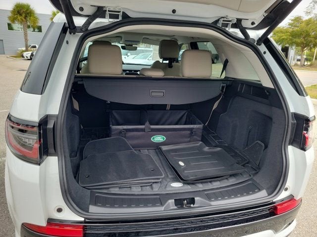 2025 Land Rover Discovery Sport S