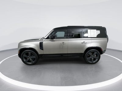2025 Land Rover Defender X-Dynamic SE