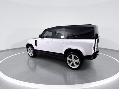2023 Land Rover Defender X-Dynamic SE