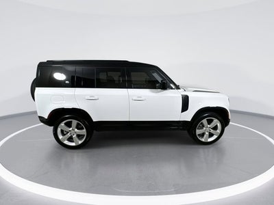 2023 Land Rover Defender X-Dynamic SE