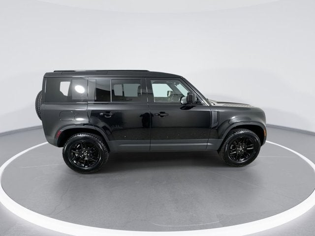 2025 Land Rover Defender S