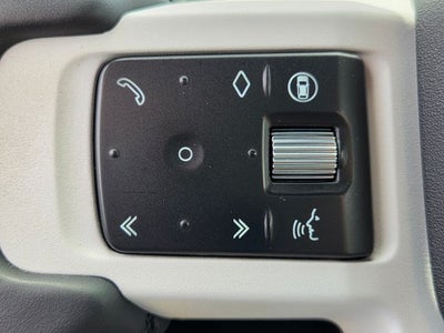 2025 Land Rover Defender S