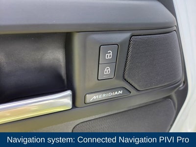 2025 Land Rover Defender S