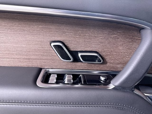 2024 Land Rover Range Rover SE