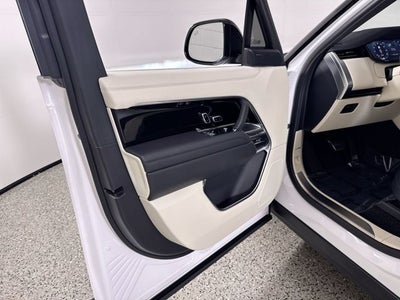 2023 Land Rover Range Rover SE
