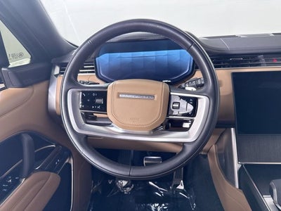 2025 Land Rover Range Rover SE