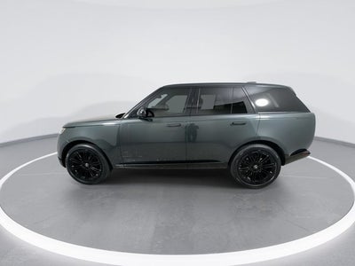 2025 Land Rover Range Rover SE