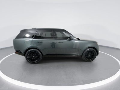 2025 Land Rover Range Rover SE