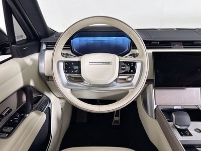 2025 Land Rover Range Rover SE