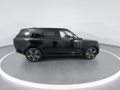 2023 Land Rover Range Rover SE
