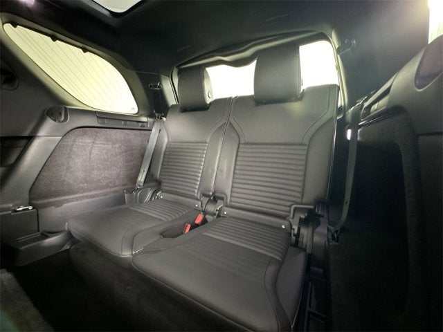 2024 Land Rover Discovery Dynamic SE