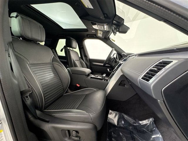 2024 Land Rover Discovery Dynamic SE