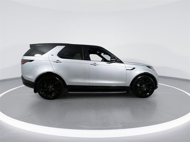 2024 Land Rover Discovery Dynamic SE