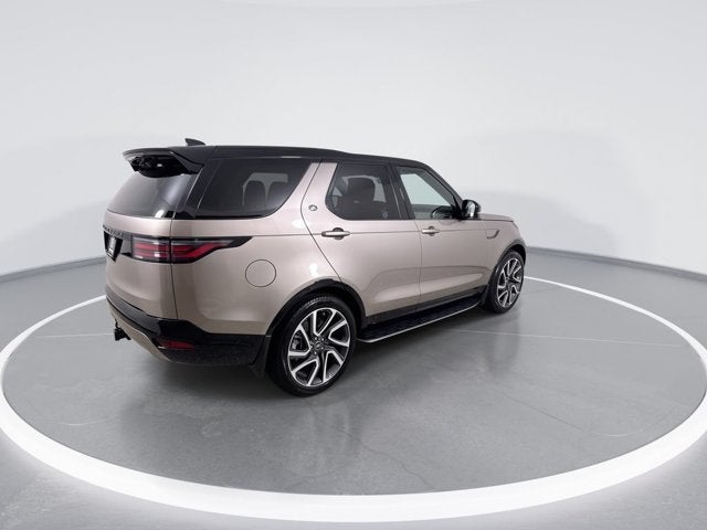 2025 Land Rover Discovery Dynamic SE
