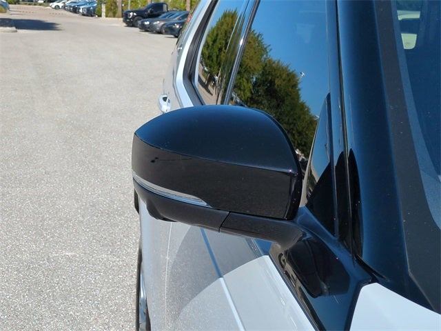 2023 Land Rover Discovery S R-Dynamic