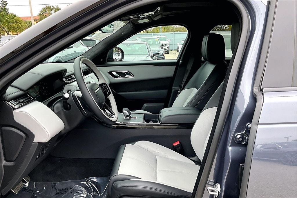 2026 Land Rover Range Rover Velar Autobiography