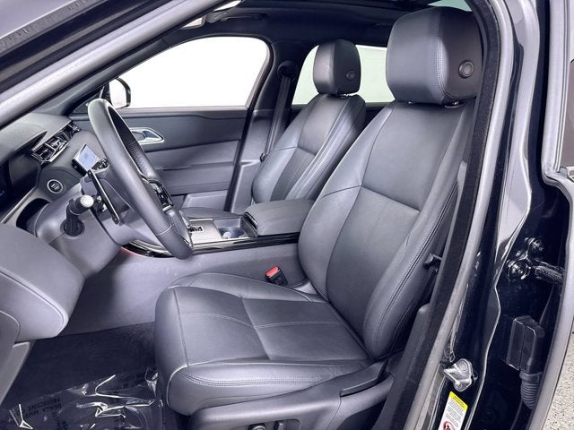 2025 Land Rover Range Rover Velar Dynamic SE