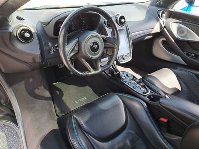 2022 McLaren GT Base