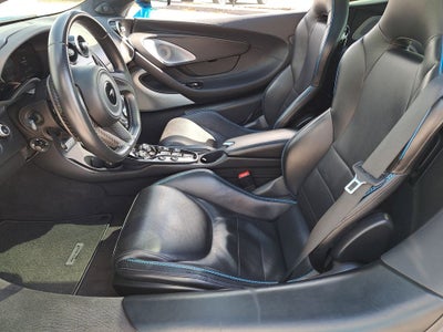 2022 McLaren GT Base