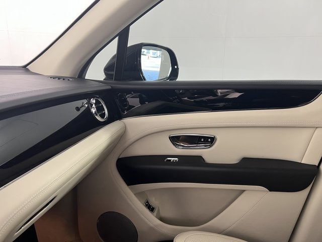 2021 Bentley Bentayga V8 AWD