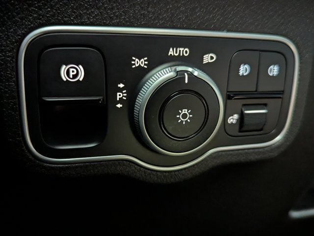 2025 Mercedes-Benz GLB GLB 250 SUV