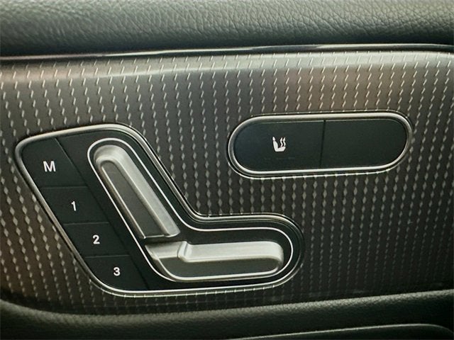 2023 Mercedes-Benz GLB GLB 250