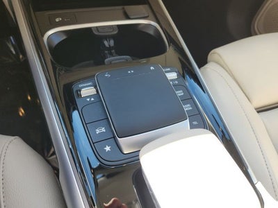 2022 Mercedes-Benz GLB 250 GLB 250 4MATIC®