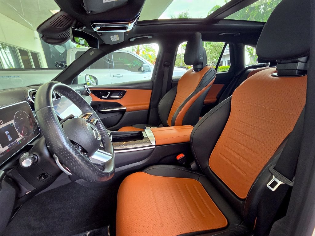 2023 Mercedes-Benz GLC 300 GLC 300