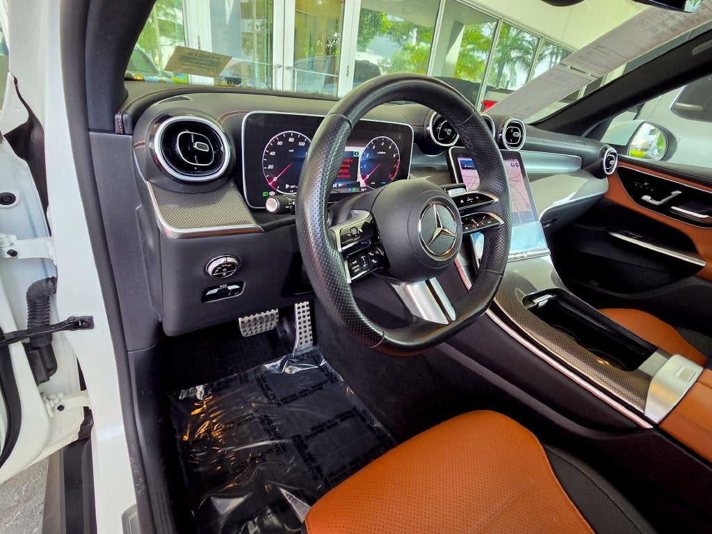 2023 Mercedes-Benz GLC 300 GLC 300
