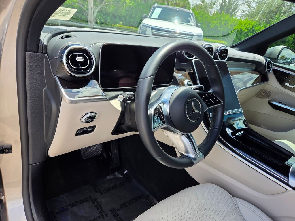 2023 Mercedes-Benz GLC 300 GLC 300