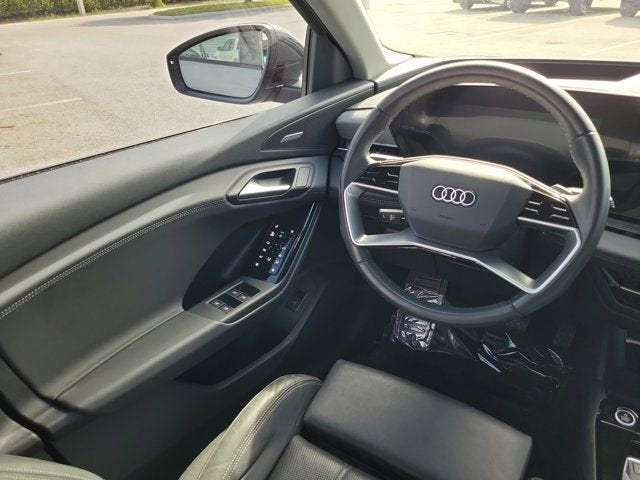 2025 Audi Q6 e-tron Premium Plus