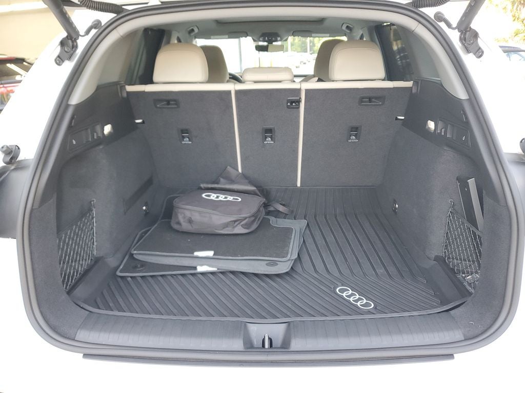 2025 Audi Q6 e-tron Premium Plus