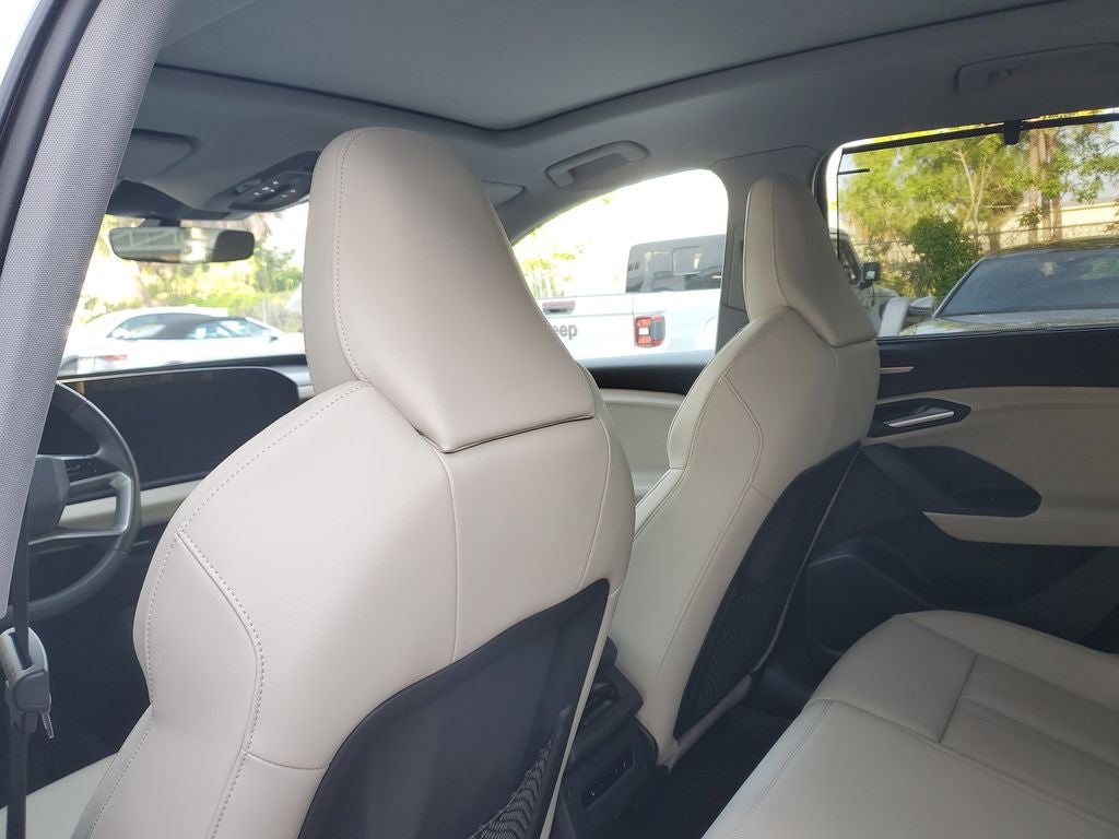 2025 Audi Q6 e-tron Premium Plus