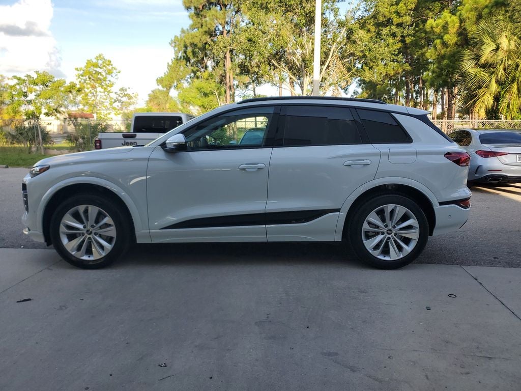 2025 Audi Q6 e-tron Premium Plus