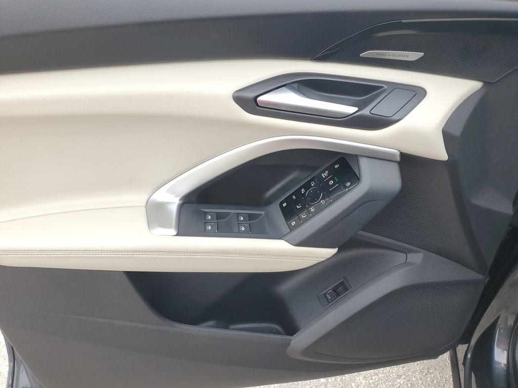 2025 Audi Q5 2.0T Premium Plus quattro