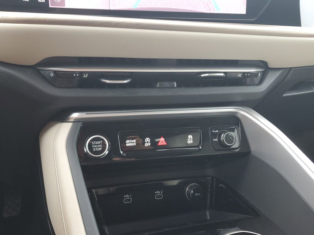 2025 Audi Q5 2.0T Premium Plus quattro