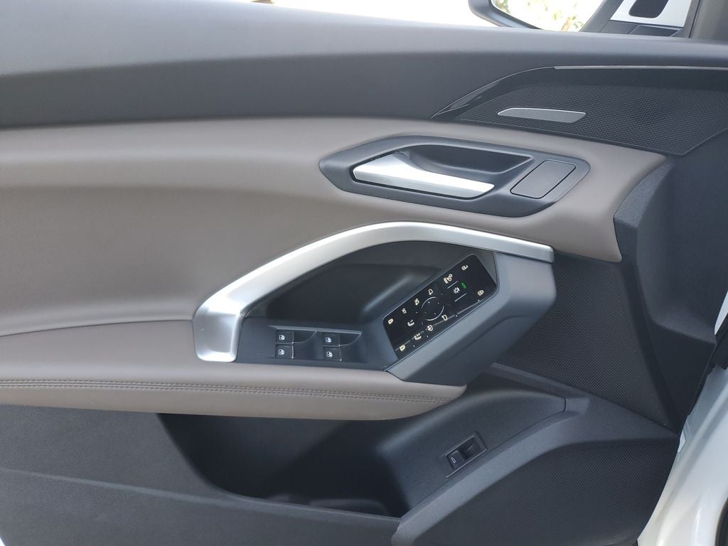 2025 Audi Q5 2.0T Premium Plus quattro