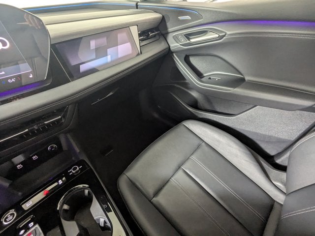 2025 Audi Q6 e-tron Prestige quattro