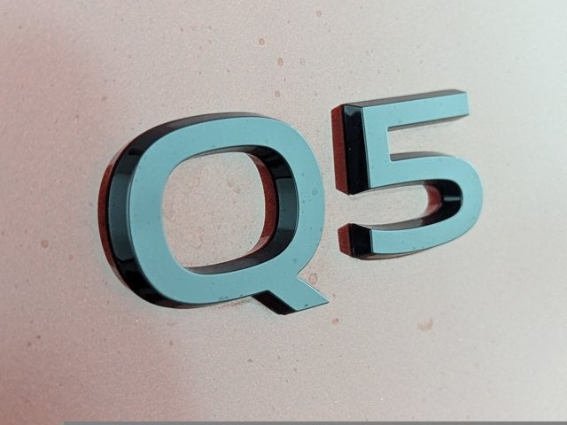 2025 Audi Q5 Prestige 2.0 TFSI quattro
